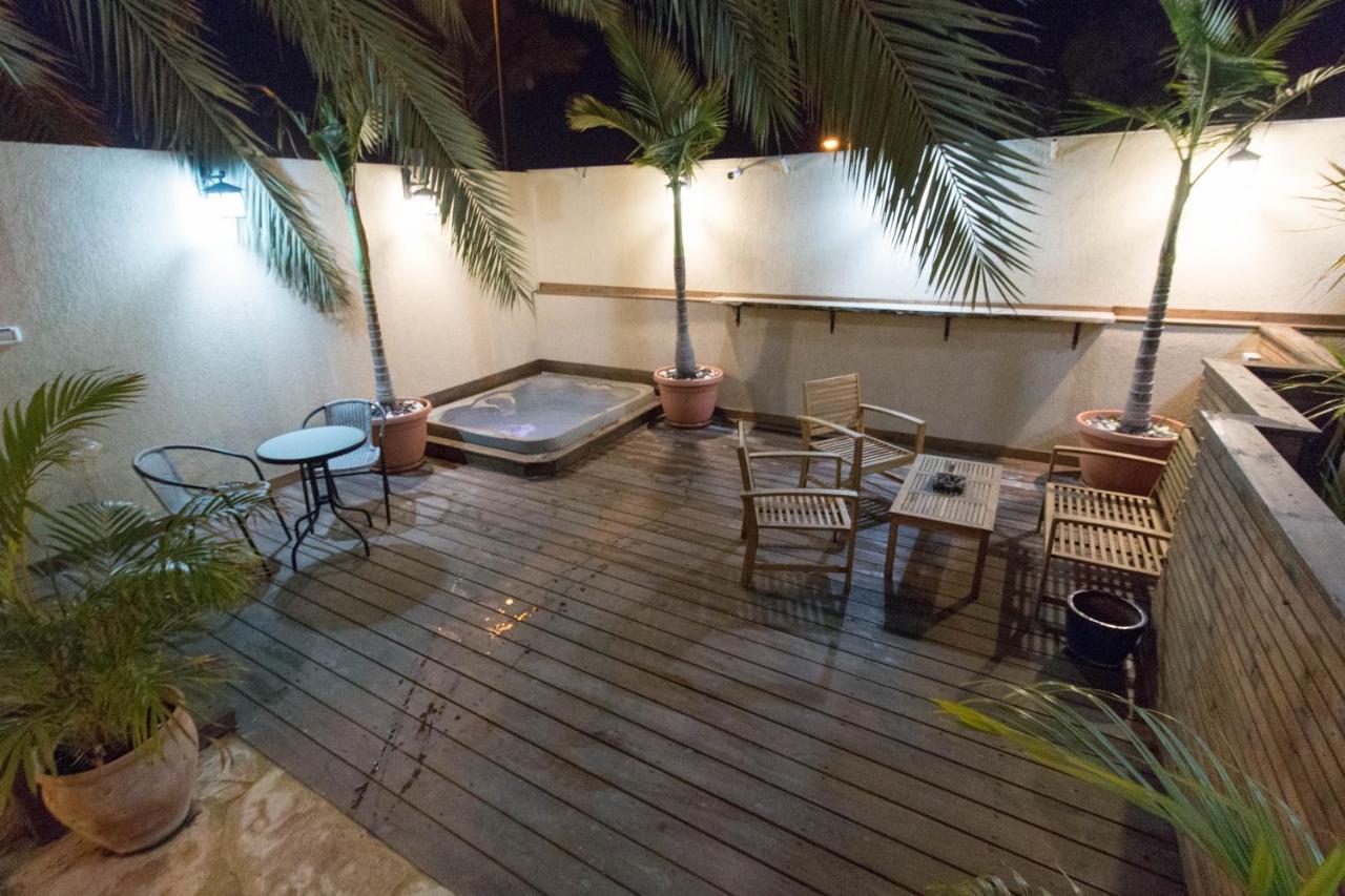 Eshel Mansion - Boutique Suites Beersheba Buitenkant foto